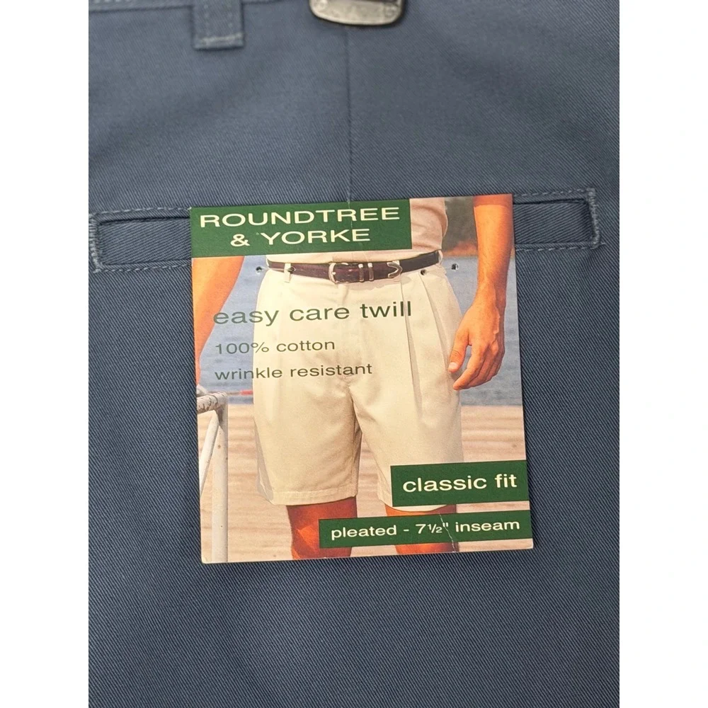 Roundtree & Yorke Mens Navy Blue Pleated Easy Care Twill Shorts 42 NWT S35HR701